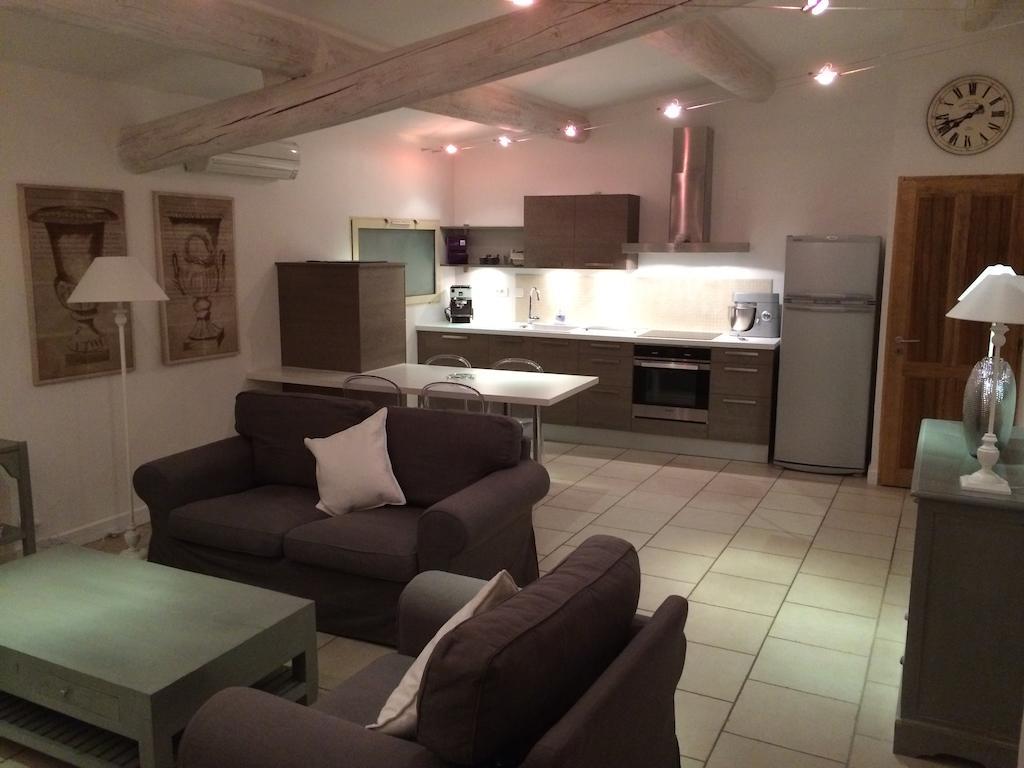 Mas Des Limites Bed & Breakfast Rognonas ห้อง รูปภาพ