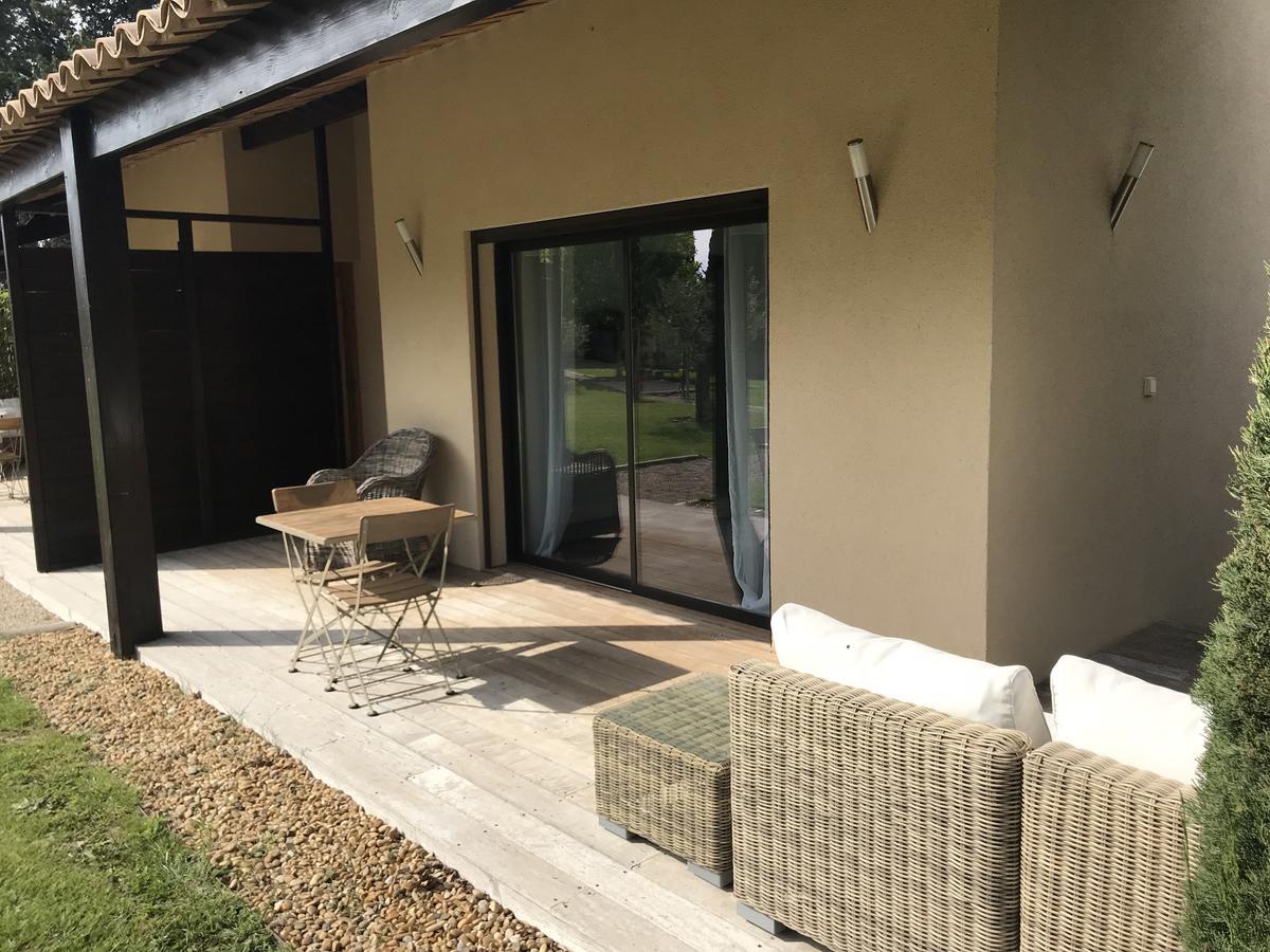 Mas Des Limites Bed & Breakfast Rognonas ภายนอก รูปภาพ